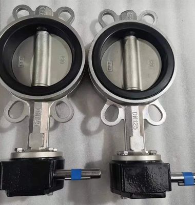 Wafertype Carbon Steel Roestvrij staal vlinderklep met EPDM PTFE veerkrachtige stoel