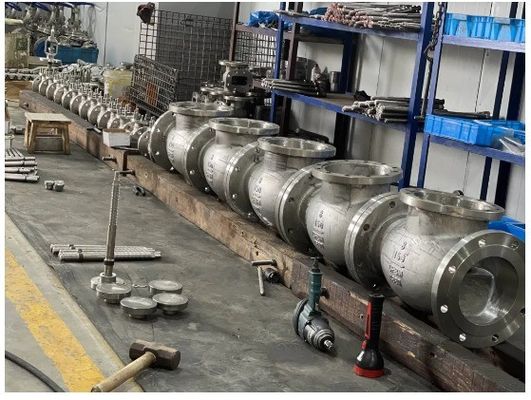 Gepersonaliseerde ondersteuning Non Return Gas Swing Check Valve DN 600 voor gas media en OEM ondersteuning
