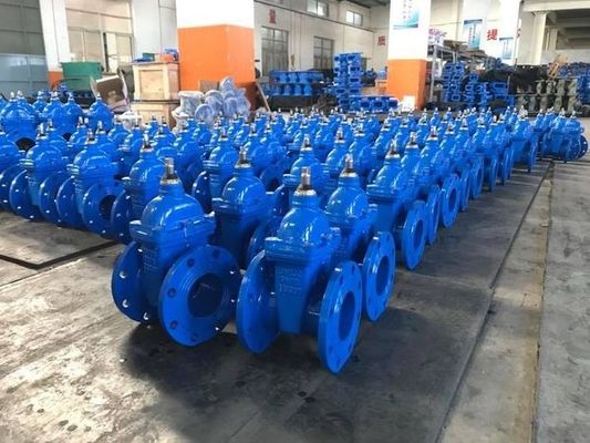 Normale temperatuurmedium DIN 3352 F4 Ductiel ijzeren poortklep met zachte afdichting en fittings