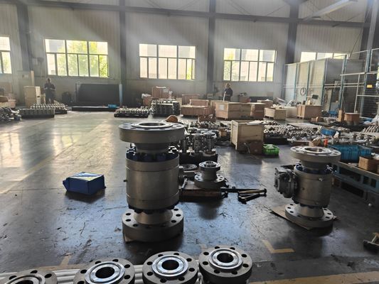 Samengestelde uitlaatklep voor luchtventilatie in hydraulische systemen met gemiddelde temperatuur